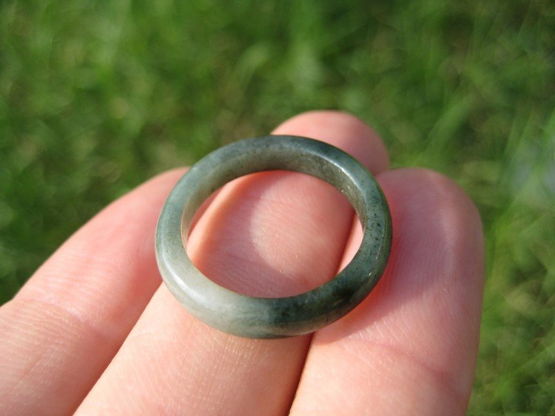 Natural green Jade ring Thailand jewelry stone mineral art size 7 A42