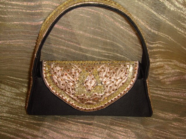 Purse 1000