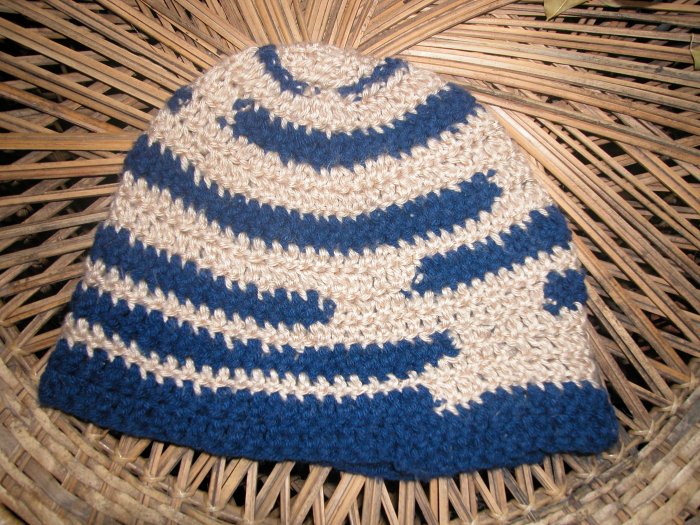 single crochet blue striped toboggan