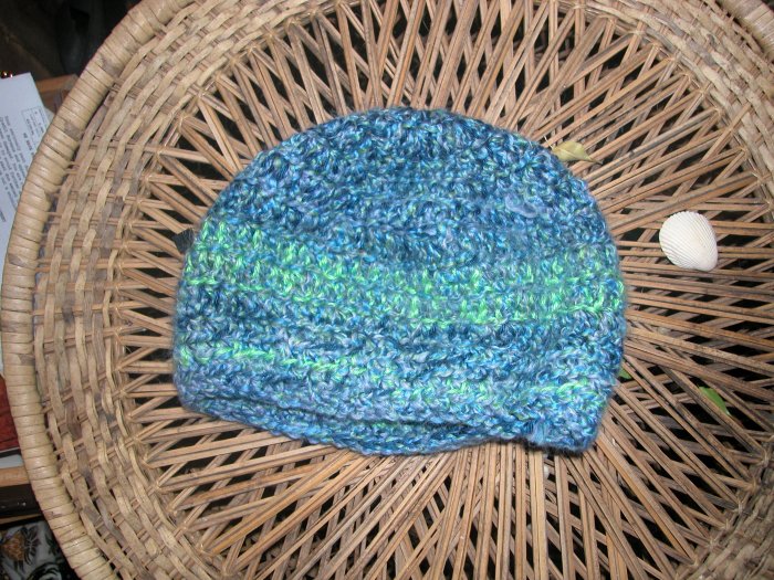fuzzy textured rasta cap