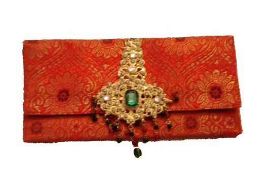 Red Clutch