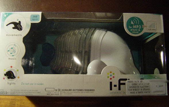 NEW!! Hasbro iFish i-Fish WHITE Fish For MP3 iPOD Music