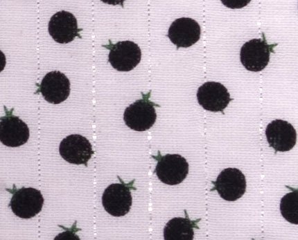 Love apples//gauze//black