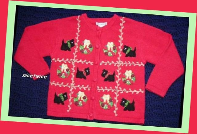 Airport Girl Red Christmas Wreath Cardigan Sweater S