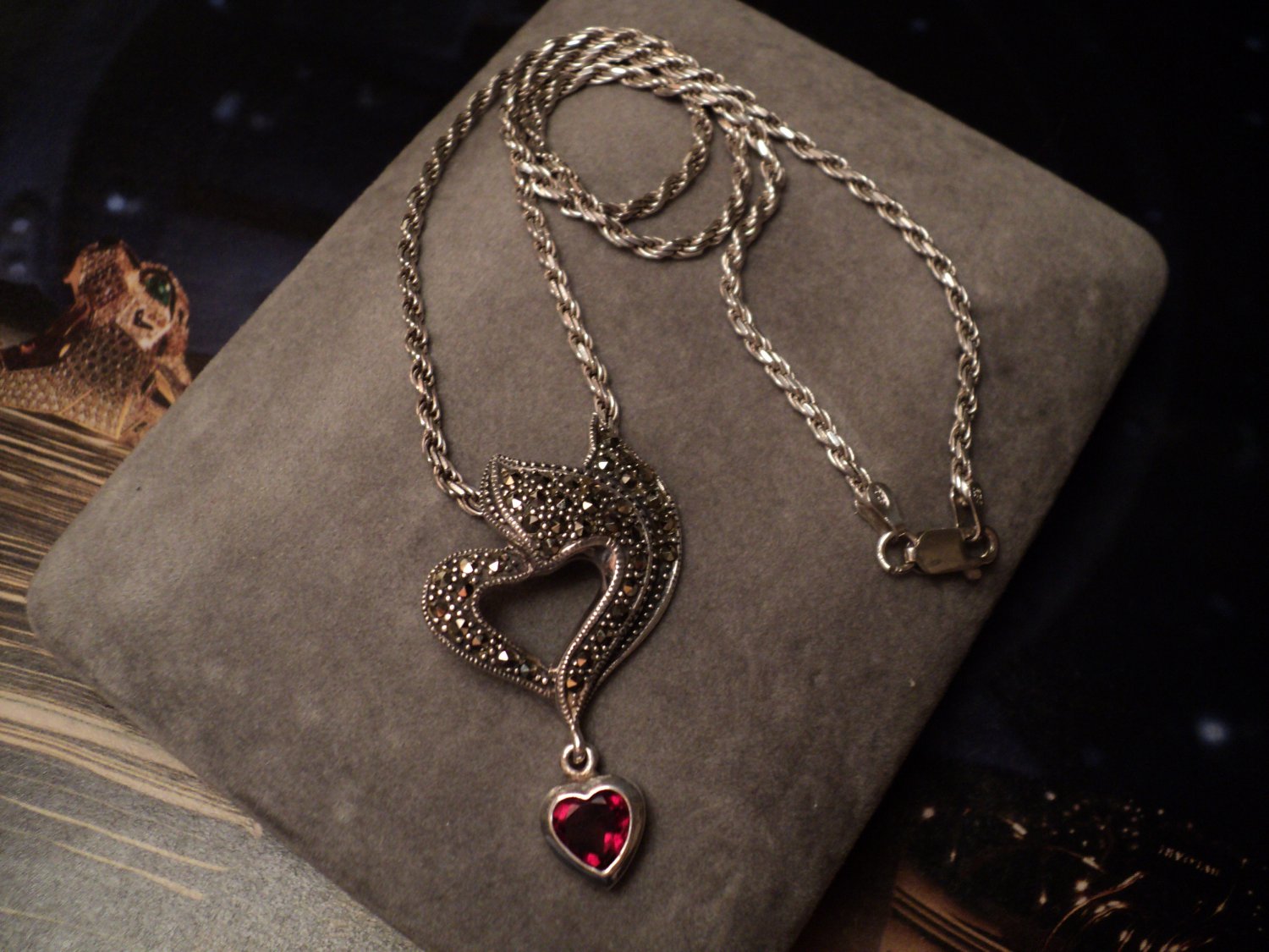 Solid .925 STERLING SILVER Genuine GARNET MARCASITE Layerd HEART Rope NECKLACE 18"L Womens Red UPC: