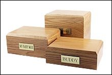 Traditional Urn - Oak
