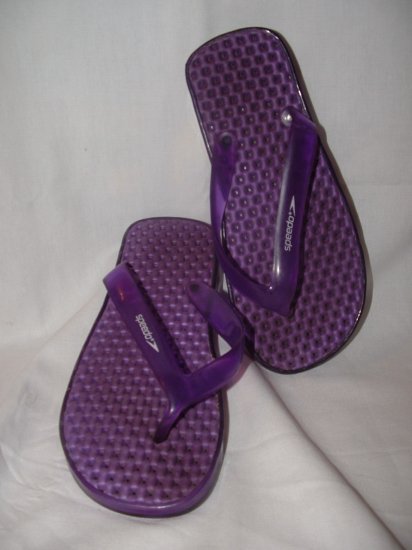 Girls Purple SPEEDO Flip Flops Size 1 2 3 **EUC**