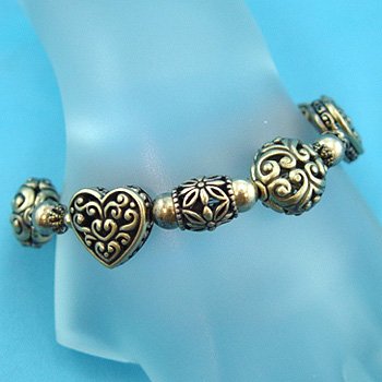 HEART BRACELET