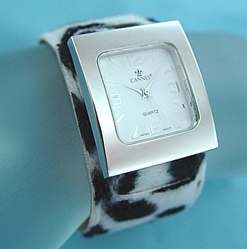 LEOPARD FUR DESIGN ~ SLAP WATCH