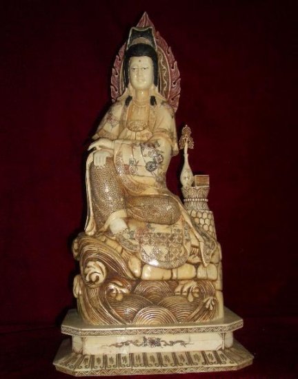 Old Bone Art Handicraft Lucky Kwan-yin Set Stone Statue