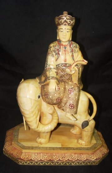 Old Bone Art Handicraft Ruyi Bodhisattva Ride Foo Dog Statue