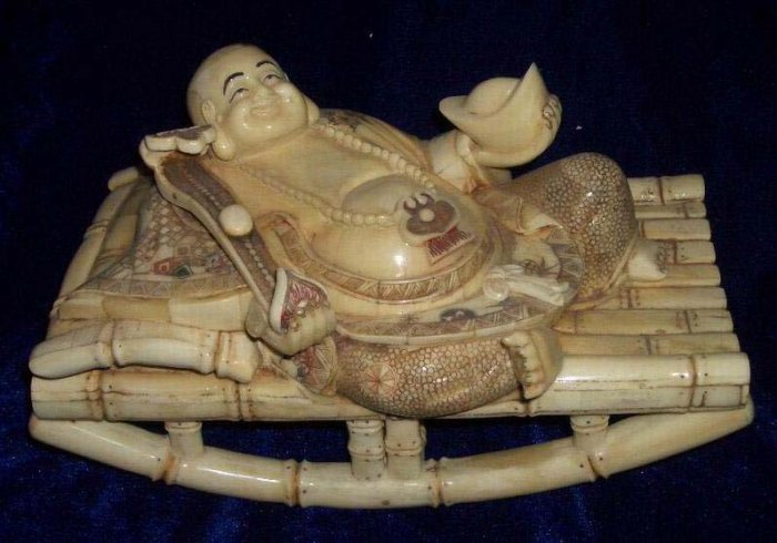 Old Bone Art Handicraft Laughing Mile Buddha Lie chaise longue