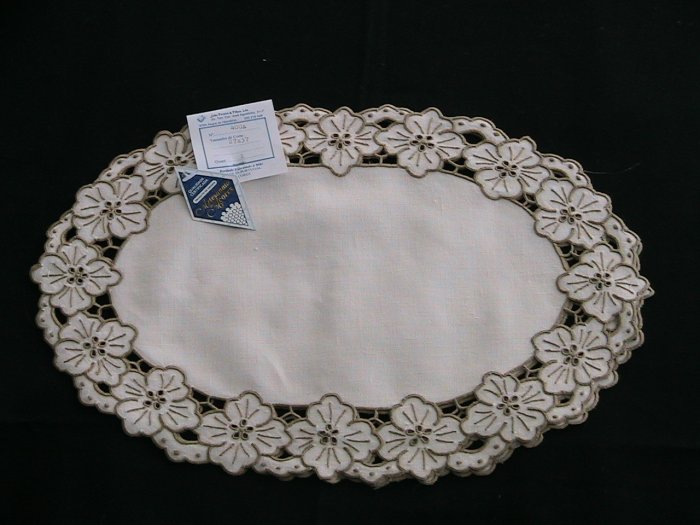 Oval 400 27X37