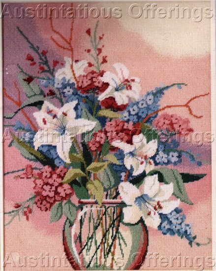RARE ELEGANT PASTEL FLORALS BOUQUET NEEDLEPOINT KIT DAYLILIES