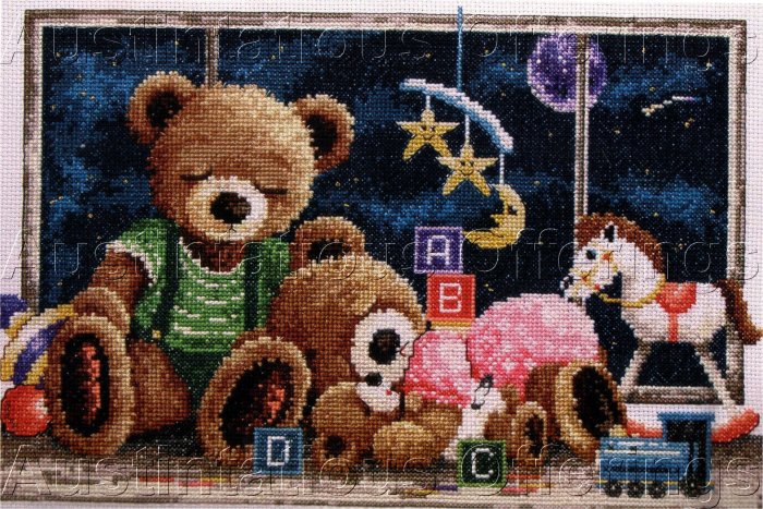 TEDDY BEAR FAMILY CROSS STITCH KIT NIGHT TIME NURSERY TOYS