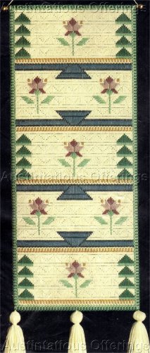 RARE LARGE COUNT NATIVE AMERICAN STYLE GREEN&ROSE DHURRY LONGSTITCH NEEDLEPOINT WALL HANGING KIT