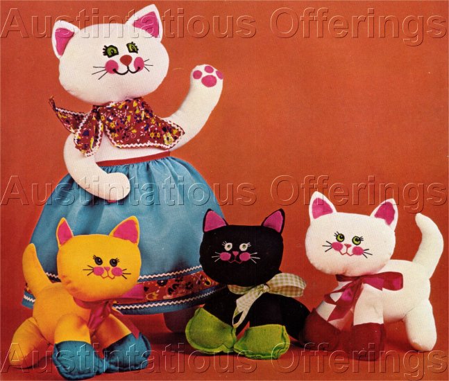 BUCILLA NEEDLECRAFT THREE LITTLE KITTENS & MOTHER