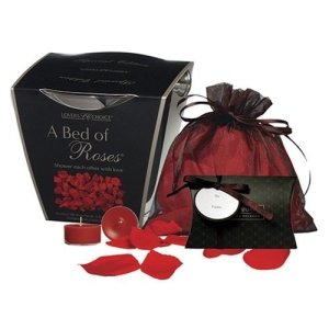 BED OF ROSES GIFT SET
