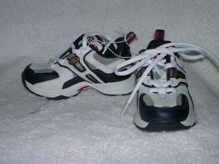 Champion Malik Boy's Blue/White Sneakers Size 6 1/2