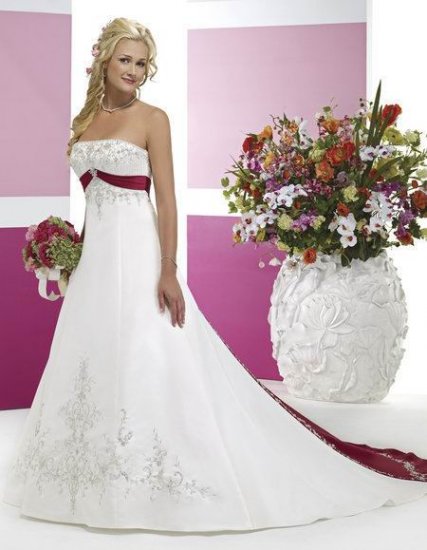 102 New Bridal Wedding dress/Gown & Bridesmaid Custom Size