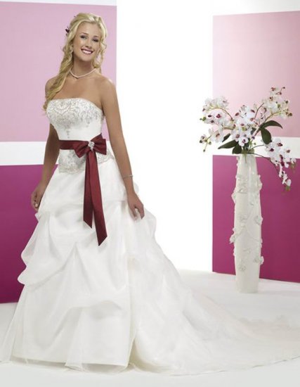 105 New Bridal Wedding dress/Gown & Bridesmaid Custom Size