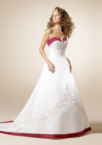 150 New Bridal Wedding dress/Gown & Bridesmaid Custom Size