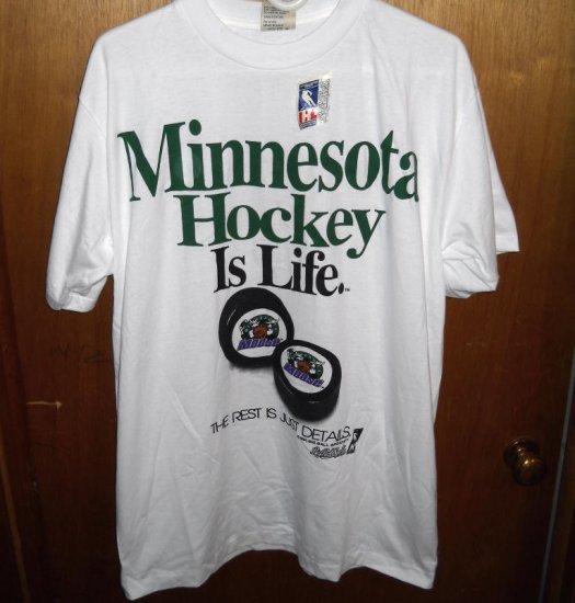Minnesota MOOSE HOCKEY is LIFE T-shirt Mens L Large NWT