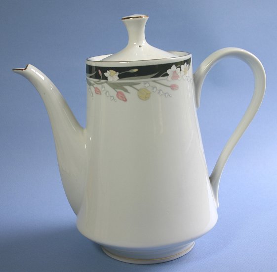 Fairfield Coffee Pot & Lid