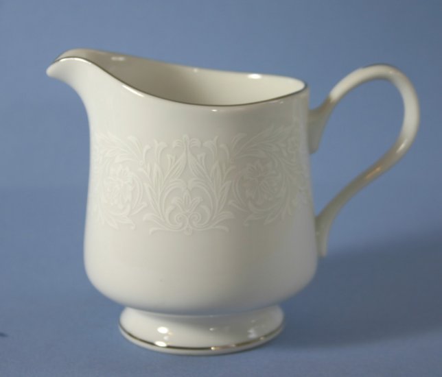 Carlton (Japan) Plymouth Creamer