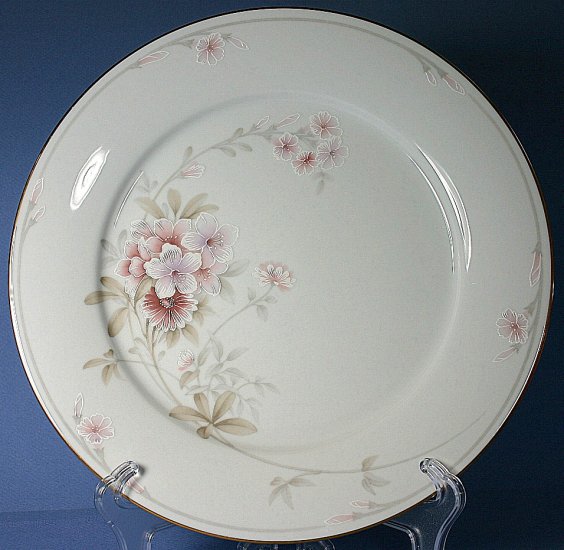 Noritake Shrewsbury Dinner Plate
