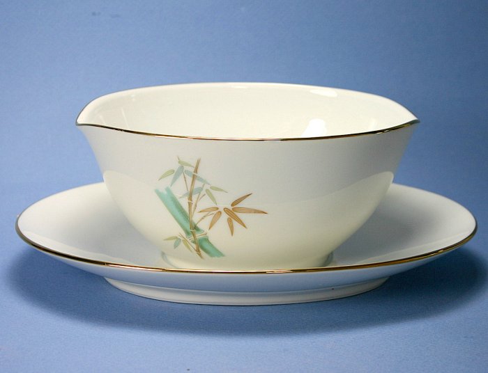 Noritake Oriental Gravy Boat with Attached Underplate