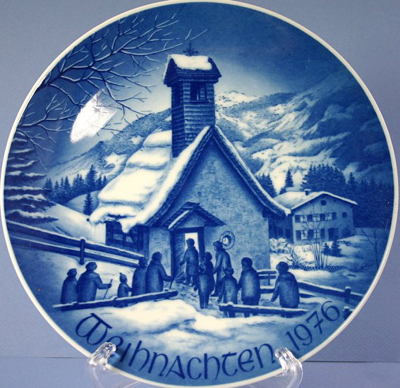 Bareuther & Co 1976 Christmas Plate Chapel In The Mountains