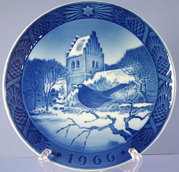 Royal Copenhagen 1966 Christmas Plate Blackbird And Church