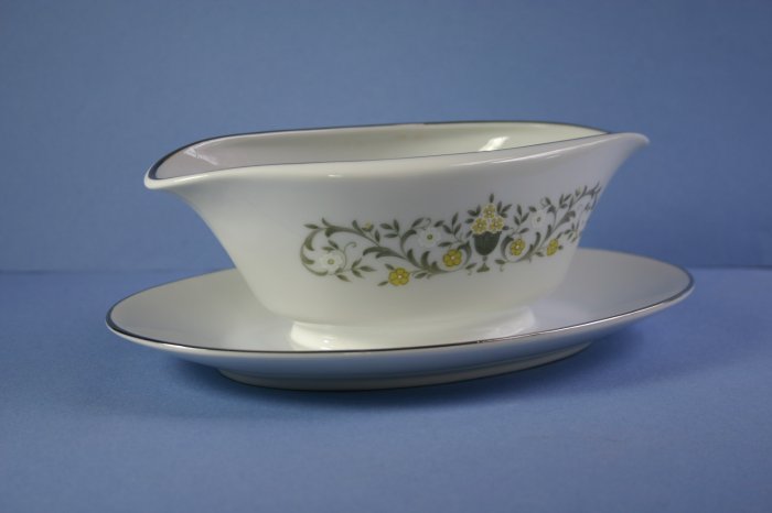 Sterling China (Japan) Florentine Gravy Boat with Attached Underplate
