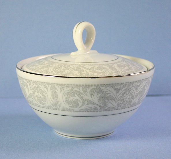Imperial China (Japan) Whitney Sugar Bowl and Lid