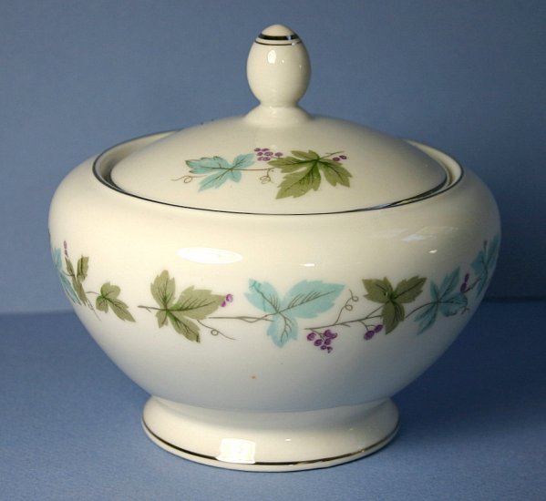 Fine China of Japan Vintage Sugar Bowl & Lid