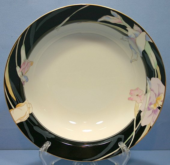 Mikasa Charisma Black Round Vegetable Bowl
