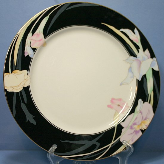 Mikasa Charisma Black 12" Chop Plate (Round Platter)