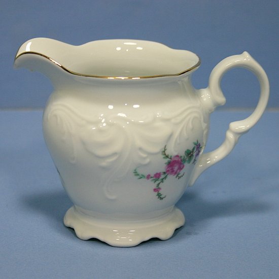 Krzysztof Porcelain Factory (Walbrzych, Poland) Bavarian Rose 8 oz Creamer