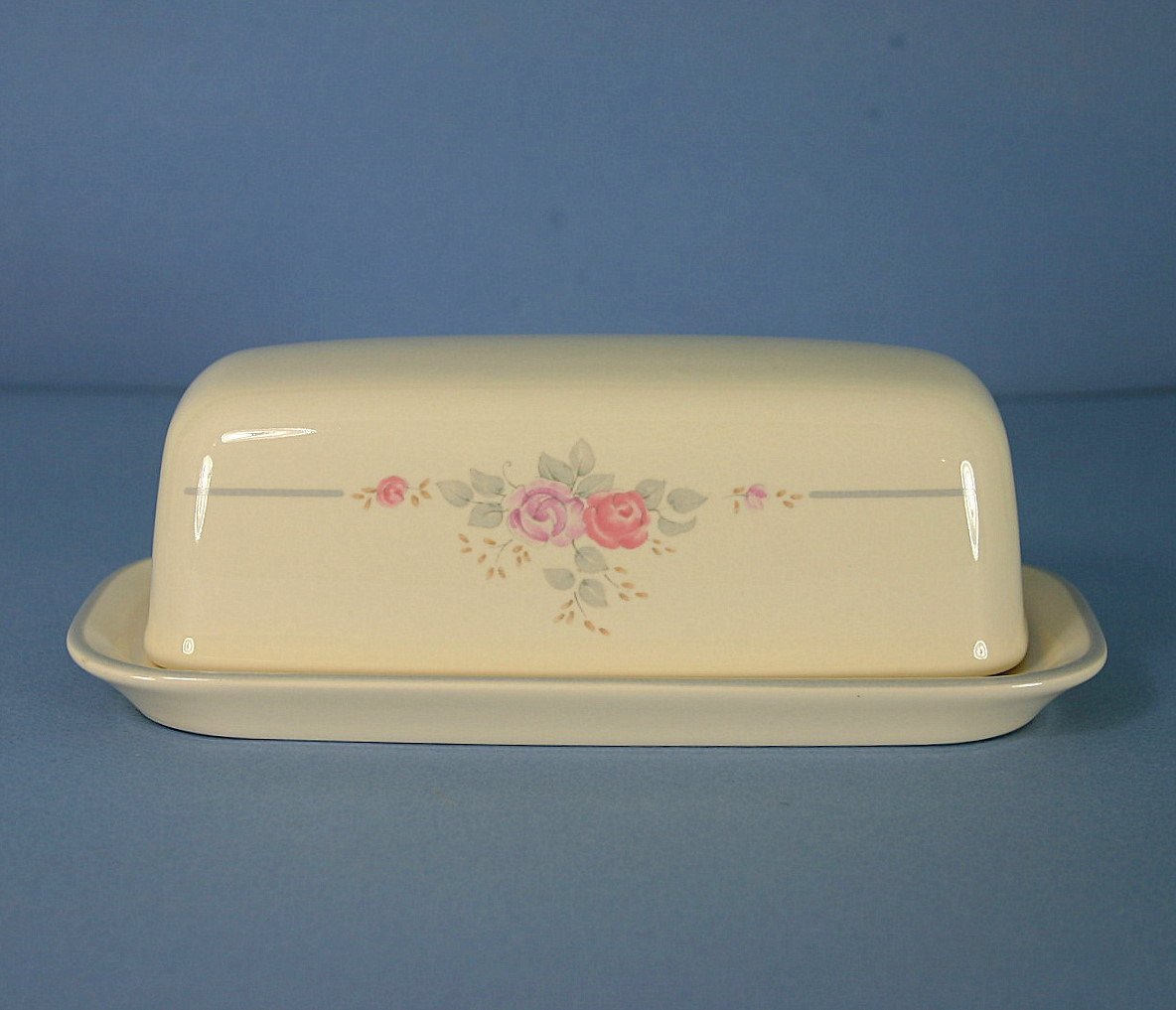Pfaltzgraff Trousseau 1/4 Lb Covered Butter