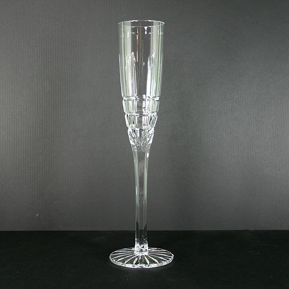 Ceska Crystal Solitaire 10" Fluted Champagne