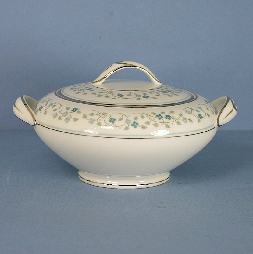 Noritake Marlene Sugar Bowl and Lid