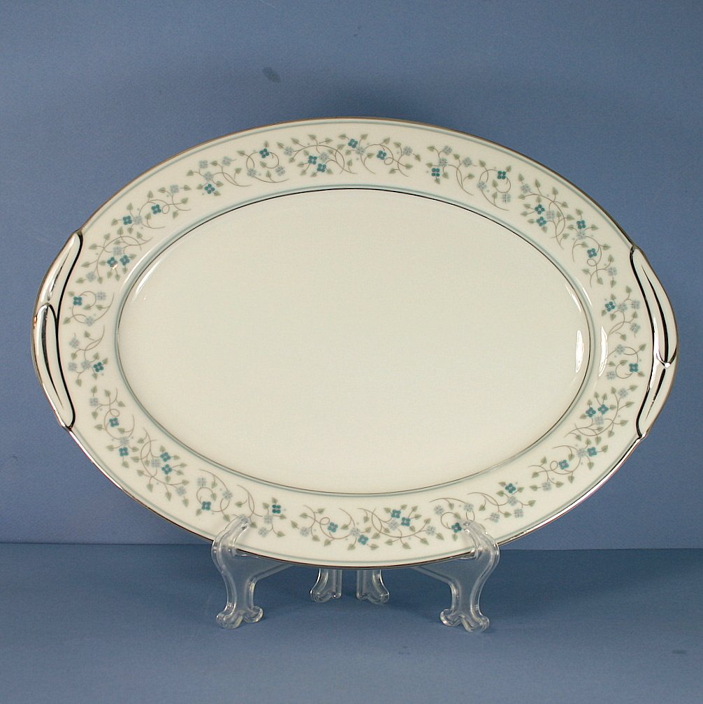 Noritake Marlene Oval Serving Platter