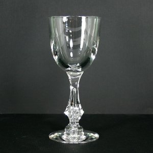 Tiffin - Franciscan Mahal 6" Claret Wine Glass