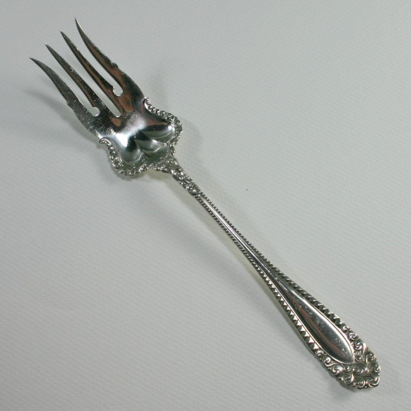 International Silver Kenilworth Sterling Medium Solid Cold Meat Serving Fork