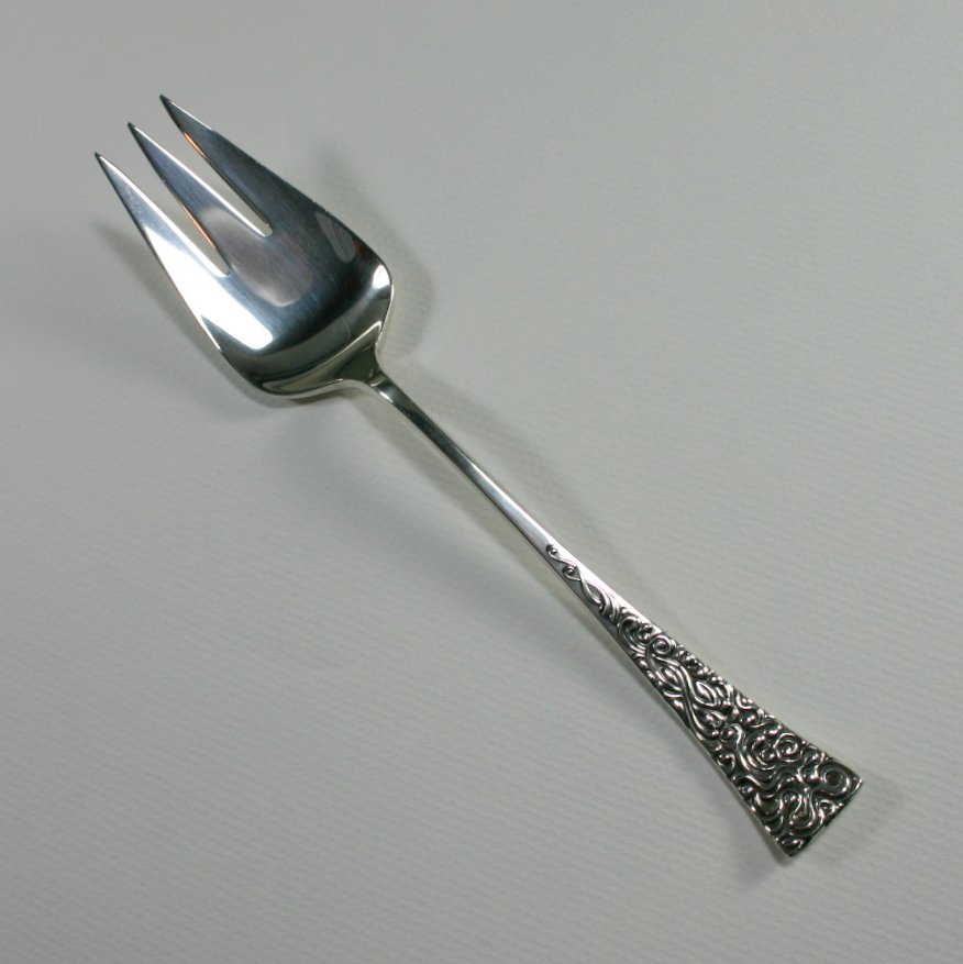 Reed and Barton Sterling Tapestry Medium Solid Cold Meat Serving Fork