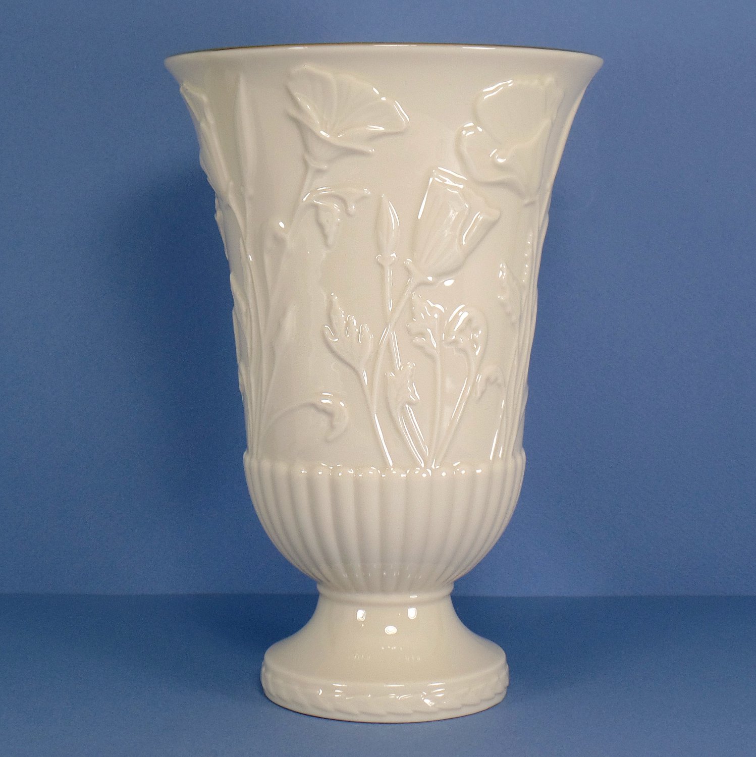 Lenox L329 9" Vase