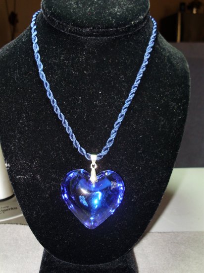 Blue heart pendant