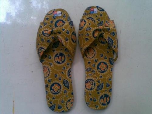 sandal batik