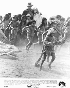 INDIANA JONES AND THE TEMPLE OF DOOM Harrison Ford, Kate Capshaw 8x10 movie still photo